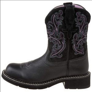 New size 7 1/2 Ariat Fatboy boots